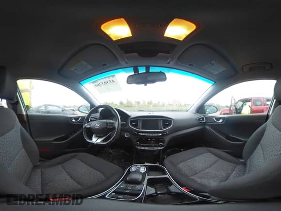 2019 Hyundai Ioniq с VIN KMHC75LH3KU049904, выставлен на аукционе IAAI как лот 43303260 с пробегом 56 139 миль миль и . История ставок и продаж доступна на DreamBid. Изображение 20.