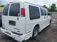 2002 Chevrolet Express z VIN 1GBFG15R221241725, wystawiony jako IAAI lot #42457578 z przebiegiem 107 705 mil mil oraz . Historia ofert i sprzedaży dostępna na DreamBid. Obrazek 4.
