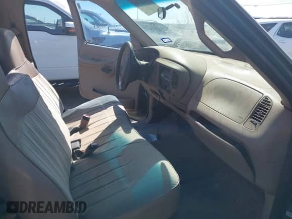 1998 Ford F-150 с VIN 1FTZF1724WKB67848, выставлен на аукционе IAAI как лот 42887563 с пробегом 162 545 миль миль и . История ставок и продаж доступна на DreamBid. Изображение 8.