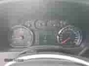 2015 Chevrolet Silverado 2500HD Work Truck z VIN 1GC1KUEG2FF605607, wystawiony jako Copart lot #60569655 z przebiegiem 155 741 mil mil oraz Szkoda całkowita • Salvage title. Historia ofert i sprzedaży dostępna na DreamBid. Obrazek 9.