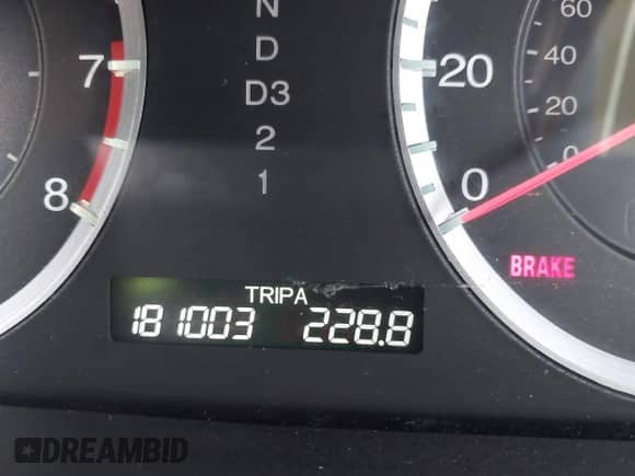 2008 Honda Accord EX z VIN 1HGCP367X8A013358, wystawiony jako IAAI lot #43430153 z przebiegiem 181 003 mil mil oraz . Historia ofert i sprzedaży dostępna na DreamBid. Obrazek 16.