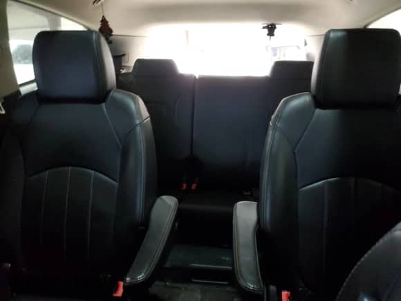 2017 Chevrolet Traverse Premier with VIN 1GNKVJKD7HJ194278, listed as a Copart auction lot 43832635 with 136,971 mi miles and Salvage title. Bid and sale history available at DreamBid. Image 10.