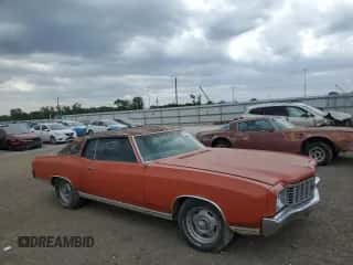 1972 Chevrolet Monte Carlo z VIN 1H57J2K627823, wystawiony jako Copart lot #57308075 z przebiegiem 92 444 mil mil oraz Czysty tytuł • Clean title. Historia ofert i sprzedaży dostępna na DreamBid. Obrazek 4.