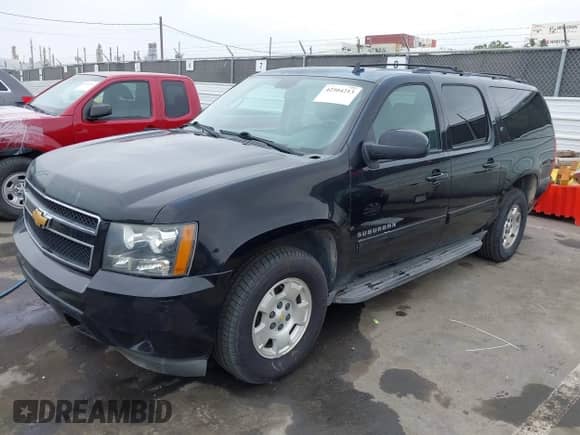 2012 Chevrolet Suburban LT с VIN 1GNSCJE08CR211338, выставлен на аукционе IAAI как лот 42504213 с пробегом 280 651 миль миль и . История ставок и продаж доступна на DreamBid. Изображение 18.