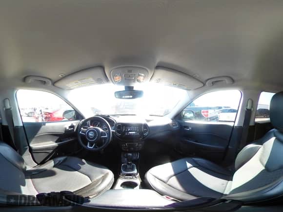 2019 Jeep Compass Latitude с VIN 3C4NJDBB0KT714144, выставлен на аукционе IAAI как лот 43341520 с пробегом 72 634 миль миль и . История ставок и продаж доступна на DreamBid. Изображение 18.