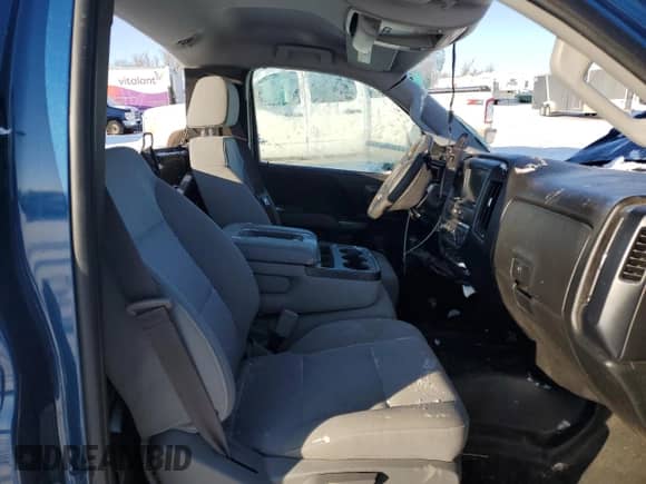 2017 Chevrolet Silverado 3500 z VIN 1GC3KYCY6HZ272986, wystawiony jako Copart lot #45343415 z przebiegiem Nie podano mil oraz Szkoda całkowita • Salvage title. Historia ofert i sprzedaży dostępna na DreamBid. Obrazek 10.