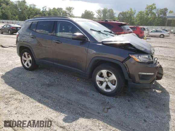 2017 Jeep Compass Latitude z VIN 3C4NJCBB4HT643016, wystawiony jako Copart lot #64889915 z przebiegiem 134 709 mil mil oraz Szkoda całkowita • Salvage title. Historia ofert i sprzedaży dostępna na DreamBid. Obrazek 4.