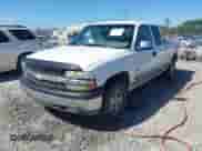 1999 Chevrolet Silverado 1500 LS z VIN 1GCEK19T8XE187729, wystawiony jako IAAI lot #43120618 z przebiegiem 308 974 mil mil oraz . Historia ofert i sprzedaży dostępna na DreamBid. Obrazek 2.
