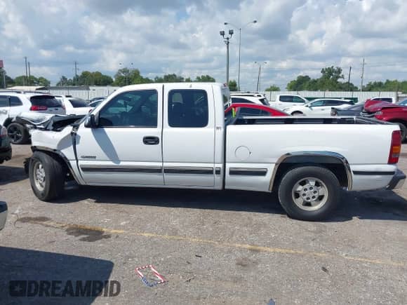 2001 Chevrolet Silverado 1500 LS с VIN 2GCEC19V311171803, выставлен на аукционе IAAI как лот 43209943 с пробегом Не указан миль и . История ставок и продаж доступна на DreamBid. Изображение 14.