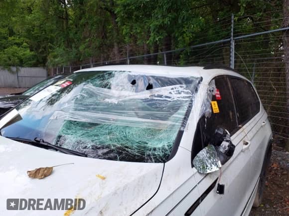 2022 Volkswagen Tiguan SE R-Line Black с VIN 3VV8B7AX8NM006023, выставлен на аукционе IAAI как лот 42258466 с пробегом Не указан миль и . История ставок и продаж доступна на DreamBid. Изображение 12.