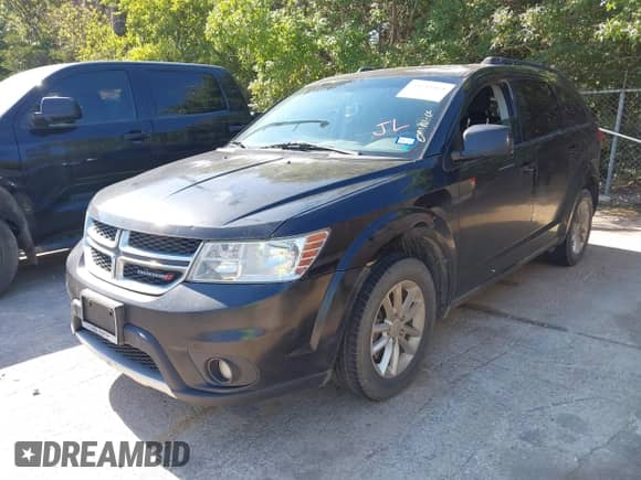 2013 Dodge Journey SXT z VIN 3C4PDCBB5DT585847, wystawiony jako IAAI lot #43145564 z przebiegiem 191 954 mil mil oraz . Historia ofert i sprzedaży dostępna na DreamBid. Obrazek 2.