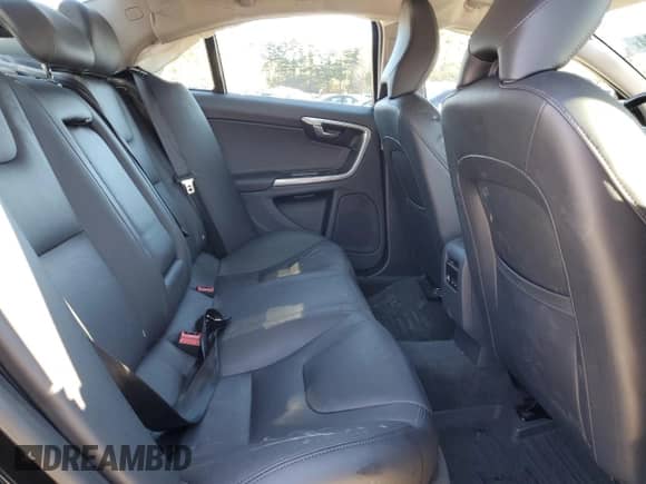 2015 Volvo S60 T5 Platinum с VIN YV1612TM1F2364517, выставлен на аукционе Copart как лот 36835394 с пробегом 91 154 миль миль и . История ставок и продаж доступна на DreamBid. Изображение 10.