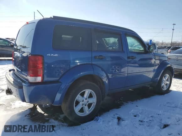 2010 Dodge Nitro SXT z VIN 1D4PU5GK4AW102426, wystawiony jako Copart lot #88857235 z przebiegiem 160 803 mil mil oraz Czysty tytuł • Clean title. Historia ofert i sprzedaży dostępna na DreamBid. Obrazek 3.