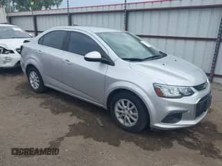 2017 Chevrolet Sonic LT с VIN 1G1JD5SH6H4153018, выставлен на аукционе IAAI как лот 43174007 с пробегом 92 447 миль миль и . История ставок и продаж доступна на DreamBid. Изображение 1.