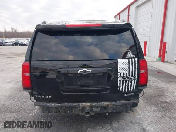 2018 Chevrolet Tahoe Premier с VIN 1GNSKCKC0JR314912, выставлен на аукционе IAAI как лот 40991947 с пробегом 105 250 миль миль и . История ставок и продаж доступна на DreamBid. Изображение 17.