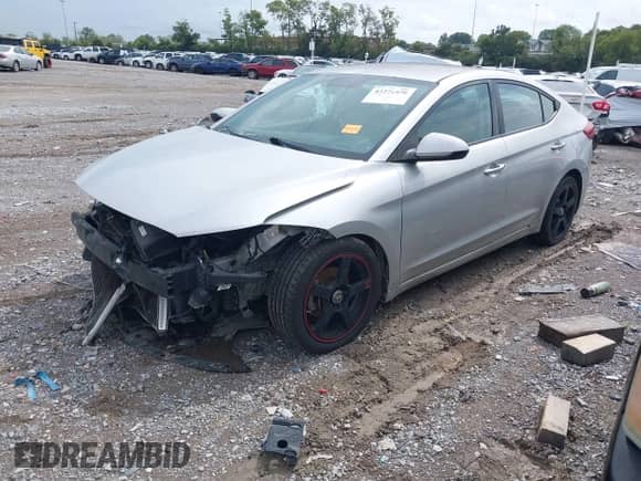 2017 Hyundai Elantra SE z VIN 5NPD74LF0HH150838, wystawiony jako IAAI lot #43274870 z przebiegiem 135 673 mil mil oraz . Historia ofert i sprzedaży dostępna na DreamBid. Obrazek 2.