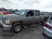 2012 Chevrolet Silverado 1500 LS z VIN 3GCPCREA1CG237415, wystawiony jako IAAI lot #43135420 z przebiegiem 215 687 mil mil oraz . Historia ofert i sprzedaży dostępna na DreamBid. Obrazek 14.