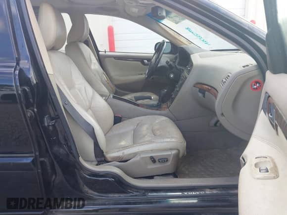 2008 Volvo S60 2.5T с VIN YV1RS592682685991, выставлен на аукционе IAAI как лот 43098268 с пробегом 200 530 миль миль и . История ставок и продаж доступна на DreamBid. Изображение 5.