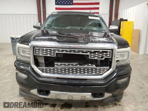 2016 GMC Sierra 1500 Denali z VIN 3GTU2PEJ7GG127971, wystawiony jako Copart lot #49950805 z przebiegiem 177 976 mil mil oraz Szkoda całkowita • Salvage title. Historia ofert i sprzedaży dostępna na DreamBid. Obrazek 5.