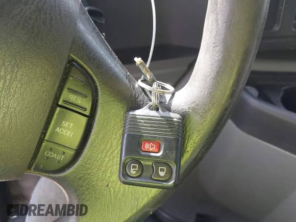 2012 Ford Econoline Cargo Recreational z VIN 1FTNE2EL9CDB27462, wystawiony jako IAAI lot #43012415 z przebiegiem 267 479 mil mil oraz . Historia ofert i sprzedaży dostępna na DreamBid. Obrazek 11.