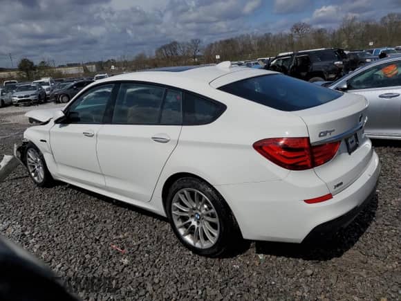 2013 BMW 5 Series 535i Gran Turismo xDrive с VIN WBASP2C55DC339765, выставлен на аукционе Copart как лот 45180735 с пробегом 64 196 миль миль и Списание • Salvage title. История ставок и продаж доступна на DreamBid. Изображение 2.