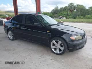 2005 BMW 3 Series 325i with VIN WBAET374X5NJ89240, listed as a IAAI auction lot 43363801 with 200,490 mi miles and . Bid and sale history available at DreamBid. Image 1.