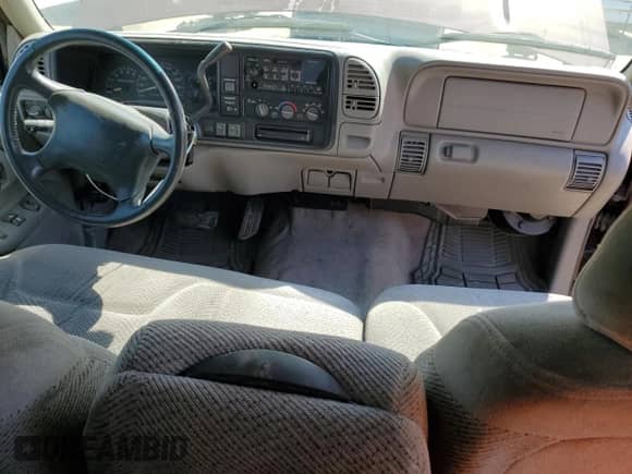 1997 GMC Sierra 1500 с VIN 2GTEK19R9V1560487, выставлен на аукционе Copart как лот 71179265 с пробегом 345 587 миль миль и Списание • Salvage title. История ставок и продаж доступна на DreamBid. Изображение 8.