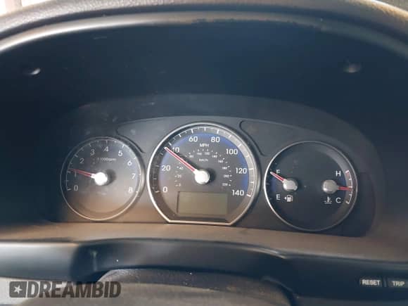 2012 Hyundai Santa Fe GLS с VIN 5XYZG3AB4CG128812, выставлен на аукционе IAAI как лот 43342563 с пробегом Не указан миль и . История ставок и продаж доступна на DreamBid. Изображение 7.