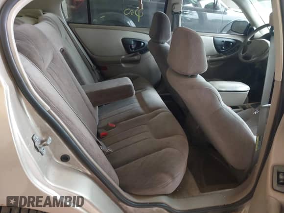 2004 Chevrolet Malibu Classic z VIN 1G1ND52F34M603489, wystawiony jako IAAI lot #42285967 z przebiegiem 146 882 mil mil oraz . Historia ofert i sprzedaży dostępna na DreamBid. Obrazek 8.