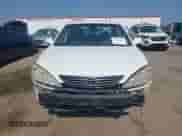 2005 Toyota Camry STD с VIN 4T1BE32K35U581807, выставлен на аукционе IAAI как лот 42615240 с пробегом 240 896 миль миль и . История ставок и продаж доступна на DreamBid. Изображение 13.