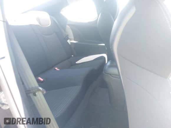 2012 Hyundai Genesis Coupe Premium с VIN KMHHT6KD8CU065815, выставлен на аукционе IAAI как лот 42284684 с пробегом 156 878 миль миль и . История ставок и продаж доступна на DreamBid. Изображение 8.