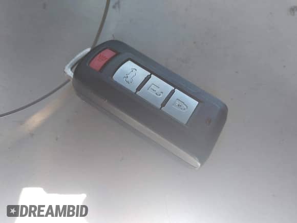 2020 Mitsubishi Outlander SE с VIN JA4AD3A33LZ017274, выставлен на аукционе IAAI как лот 43087221 с пробегом 78 101 миль миль и . История ставок и продаж доступна на DreamBid. Изображение 11.