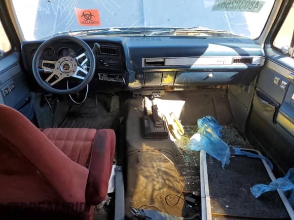 1984 Chevrolet Blazer K10 Utility HT with VIN 1G8EK18HXEF147649, listed as a Copart auction lot 48030265 with 77,593 mi miles and Salvage title. Bid and sale history available at DreamBid. Image 8.