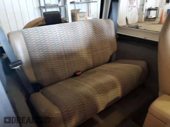 1999 Jeep Wrangler Sport z VIN 1J4FY19S6XP489688, wystawiony jako Copart lot #80084565 z przebiegiem 198 175 mil mil oraz Szkoda całkowita • Salvage title. Historia ofert i sprzedaży dostępna na DreamBid. Obrazek 11.