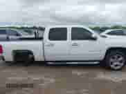 2009 Chevrolet Silverado 1500 LT with VIN 3GCEC23C09G103345, listed as a IAAI auction lot 42200972 with 335,301 mi miles and . Bid and sale history available at DreamBid. Image 13.