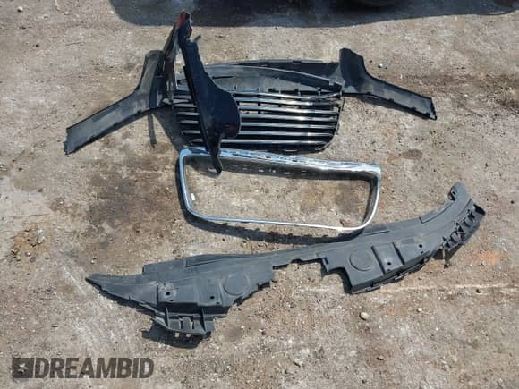 2013 Chrysler 300 с VIN 2C3CCAAG2DH743142, выставлен на аукционе IAAI как лот 42679444 с пробегом 153 218 миль миль и . История ставок и продаж доступна на DreamBid. Изображение 12.