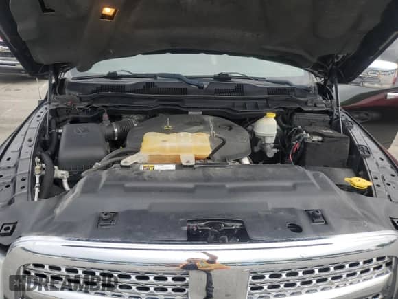 2014 Ram 1500 Laramie z VIN 1C6RR7VM8ES272915, wystawiony jako Copart lot #63770515 z przebiegiem 213 272 mil mil oraz Czysty tytuł • Clean title. Historia ofert i sprzedaży dostępna na DreamBid. Obrazek 11.