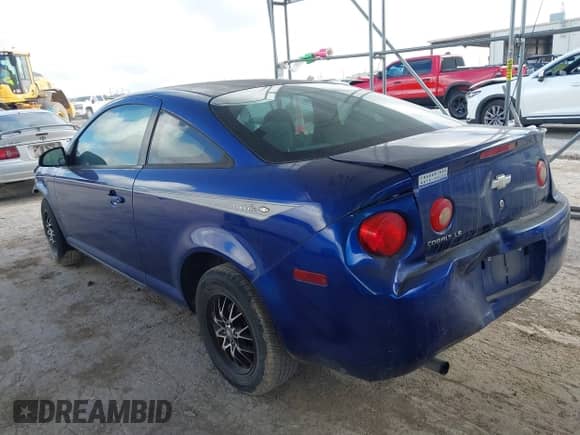 2007 Chevrolet Cobalt LS с VIN 1G1AK15FX77143002, выставлен на аукционе IAAI как лот 42584138 с пробегом Не указан миль и . История ставок и продаж доступна на DreamBid. Изображение 3.