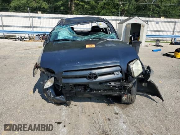 2003 Toyota Tundra Limited z VIN 5TBRT38133S373184, wystawiony jako Copart lot #71269315 z przebiegiem Nie podano mil oraz Nie do naprawy • Non repairable. Historia ofert i sprzedaży dostępna na DreamBid. Obrazek 5.