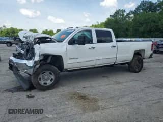 2015 Chevrolet Silverado 2500HD Work Truck с VIN 1GC1KUE88FF182427, выставлен на аукционе Copart как лот 61722355 с пробегом Не указан миль и Списание • Salvage title. История ставок и продаж доступна на DreamBid. Изображение 1.