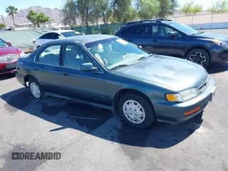 1997 Honda Accord Value с VIN 1HGCD5682VA171573, выставлен на аукционе IAAI как лот 42238337 с пробегом 192 929 миль миль и . История ставок и продаж доступна на DreamBid. Изображение 1.