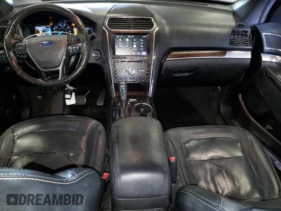 2017 Ford Explorer Limited z VIN 1FM5K8F86HGB82345, wystawiony jako Copart lot #84227085 z przebiegiem 166 864 mil mil oraz Czysty tytuł • Clean title. Historia ofert i sprzedaży dostępna na DreamBid. Obrazek 8.