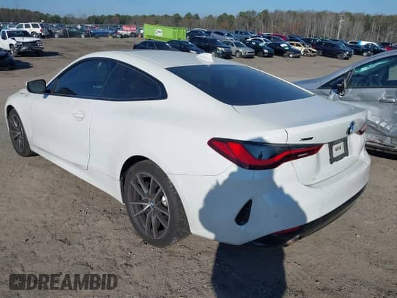 2023 BMW 4 Series 430i xDrive z VIN WBA73AP0XPCM26155, wystawiony jako IAAI lot #41131788 z przebiegiem 16 901 mil mil oraz . Historia ofert i sprzedaży dostępna na DreamBid. Obrazek 3.