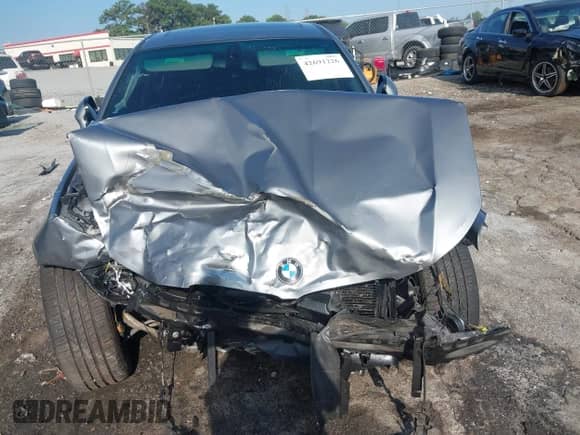 2009 BMW 3 Series 328i with VIN WBAPH735X9A170765, listed as a IAAI auction lot 42691226 with Not provided miles and . Bid and sale history available at DreamBid. Image 12.