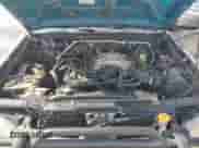 2001 Nissan Frontier SE с VIN 1N6ED27T01C313522, выставлен на аукционе Copart как лот 87118435 с пробегом 248 075 миль миль и Чистый • Clean title. История ставок и продаж доступна на DreamBid. Изображение 11.