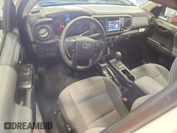 2023 Toyota Tacoma SR z VIN 3TYRX5GN7PT077445, wystawiony jako Copart lot #80279625 z przebiegiem 55 261 mil mil oraz Szkoda całkowita • Salvage title. Historia ofert i sprzedaży dostępna na DreamBid. Obrazek 8.