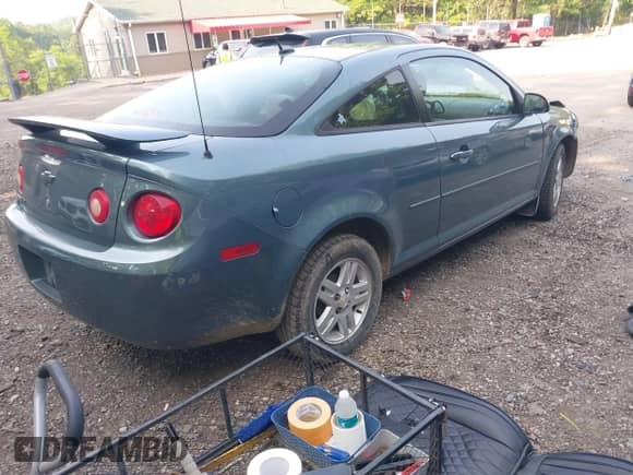 2010 Chevrolet Cobalt 1LT с VIN 1G1AD1F57A7168463, выставлен на аукционе IAAI как лот 42412573 с пробегом 169 976 миль миль и . История ставок и продаж доступна на DreamBid. Изображение 4.