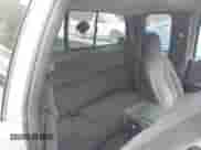 2000 Dodge Dakota z VIN 1B7GL22X7YS781191, wystawiony jako IAAI lot #42498147 z przebiegiem 283 341 mil mil oraz . Historia ofert i sprzedaży dostępna na DreamBid. Obrazek 8.