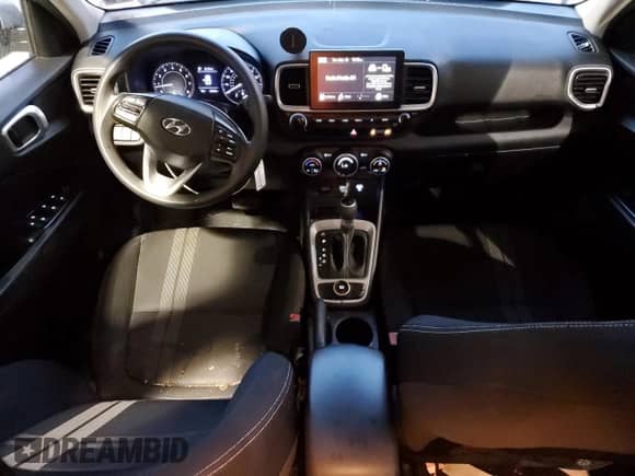 2020 Hyundai Venue SEL с VIN KMHRC8A39LU018091, выставлен на аукционе Copart как лот 71073814 с пробегом 68 669 миль миль и Списание • Salvage title. История ставок и продаж доступна на DreamBid. Изображение 8.