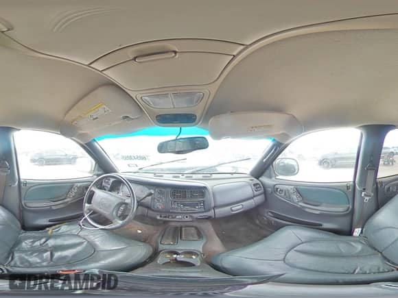 2000 Dodge Durango with VIN 1B4HR28Z7YF274244, listed as a Copart auction lot 60543055 with 140,717 mi miles and Salvage title. Bid and sale history available at DreamBid. Image 15.